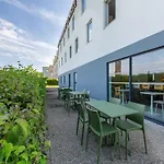 Premiere Classe Chartres Sud - Barjouville