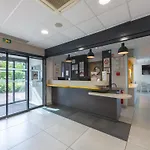 Premiere Classe Chartres Sud - Barjouville