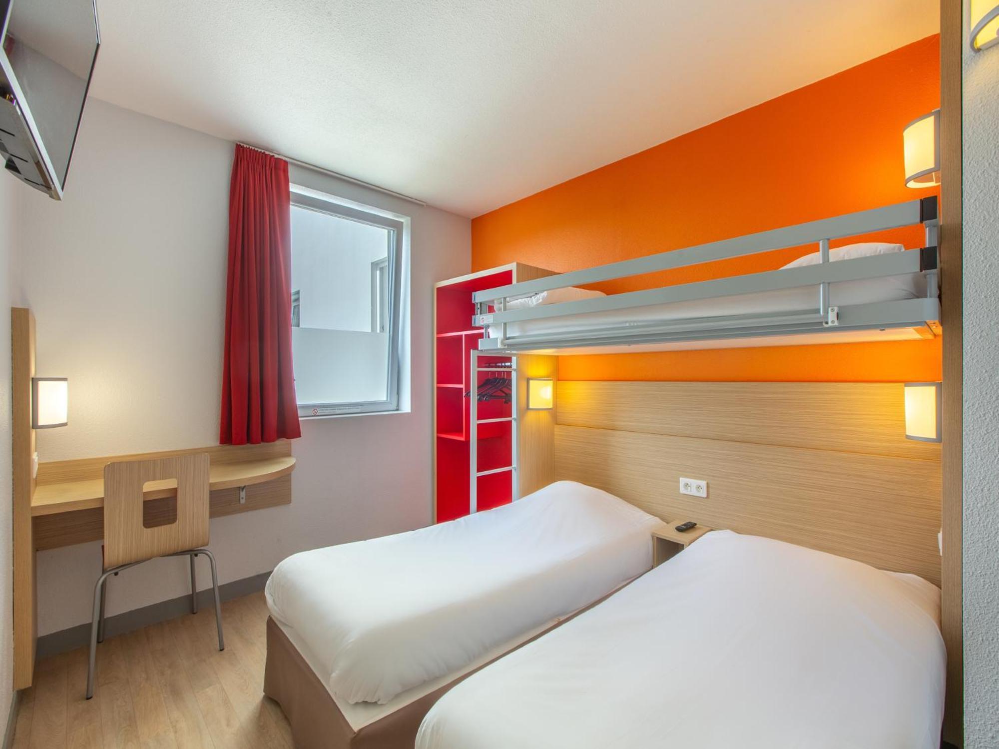 Premiere Classe Chartres Sud - Hotel Barjouville