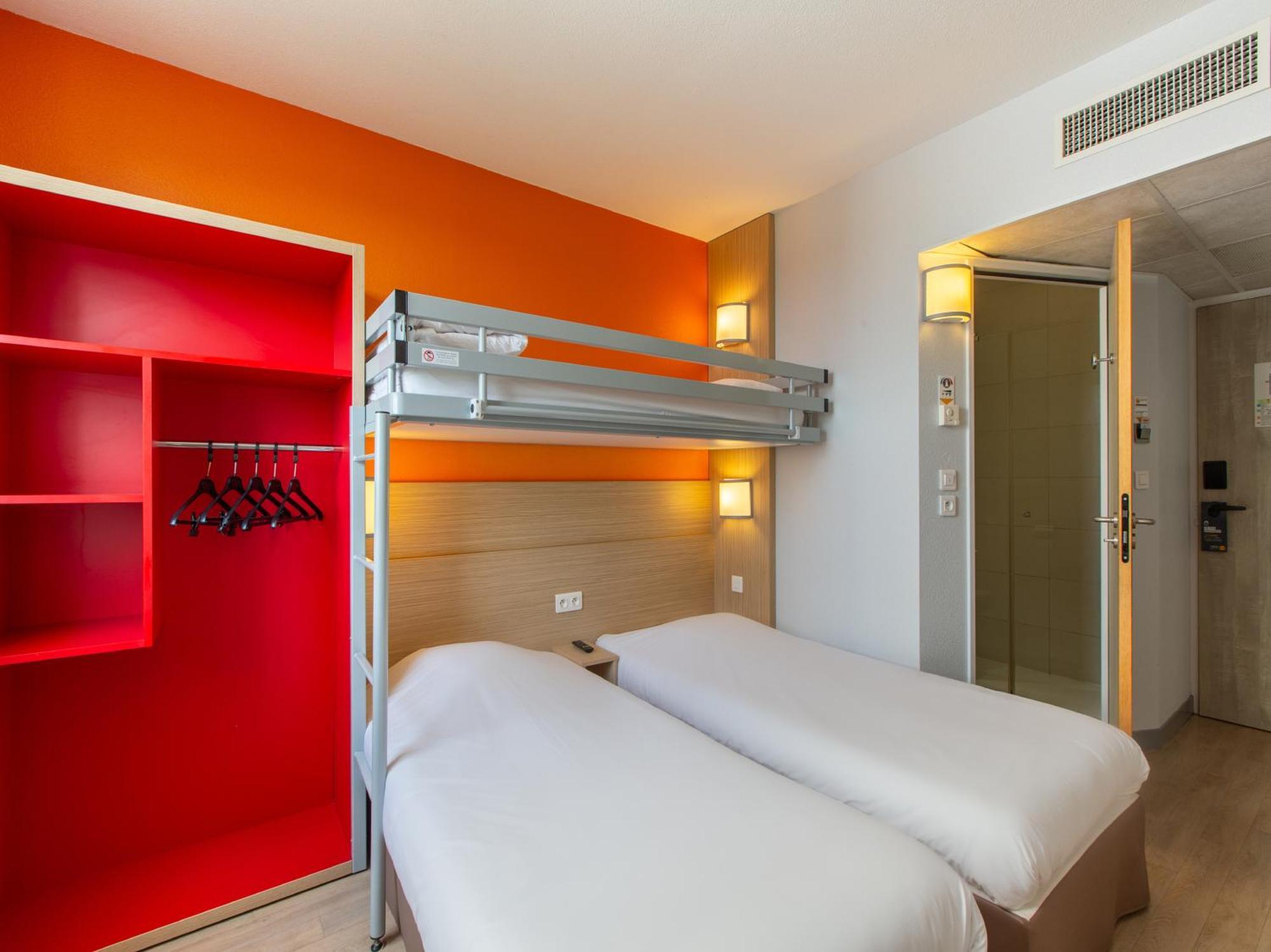 Hotel Premiere Classe Chartres Sud -