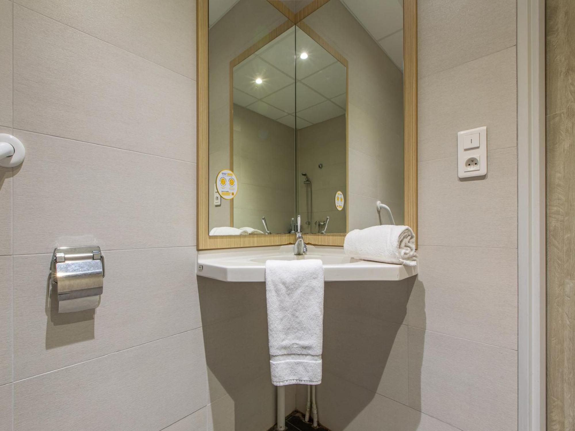 Premiere Classe Chartres Sud - Hotel 2*