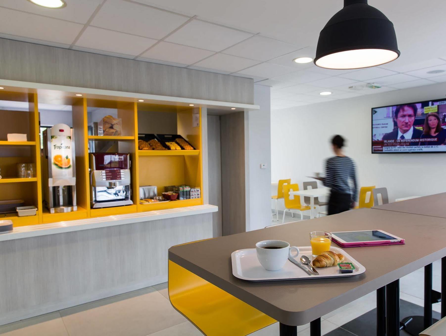Premiere Classe Chartres Sud - Hotel